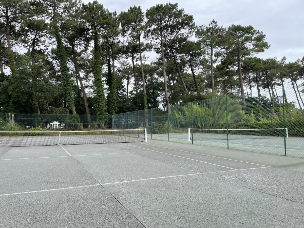 Chalet Paisible A La Plage, Piscine Et Tennis Ondres Exterior foto