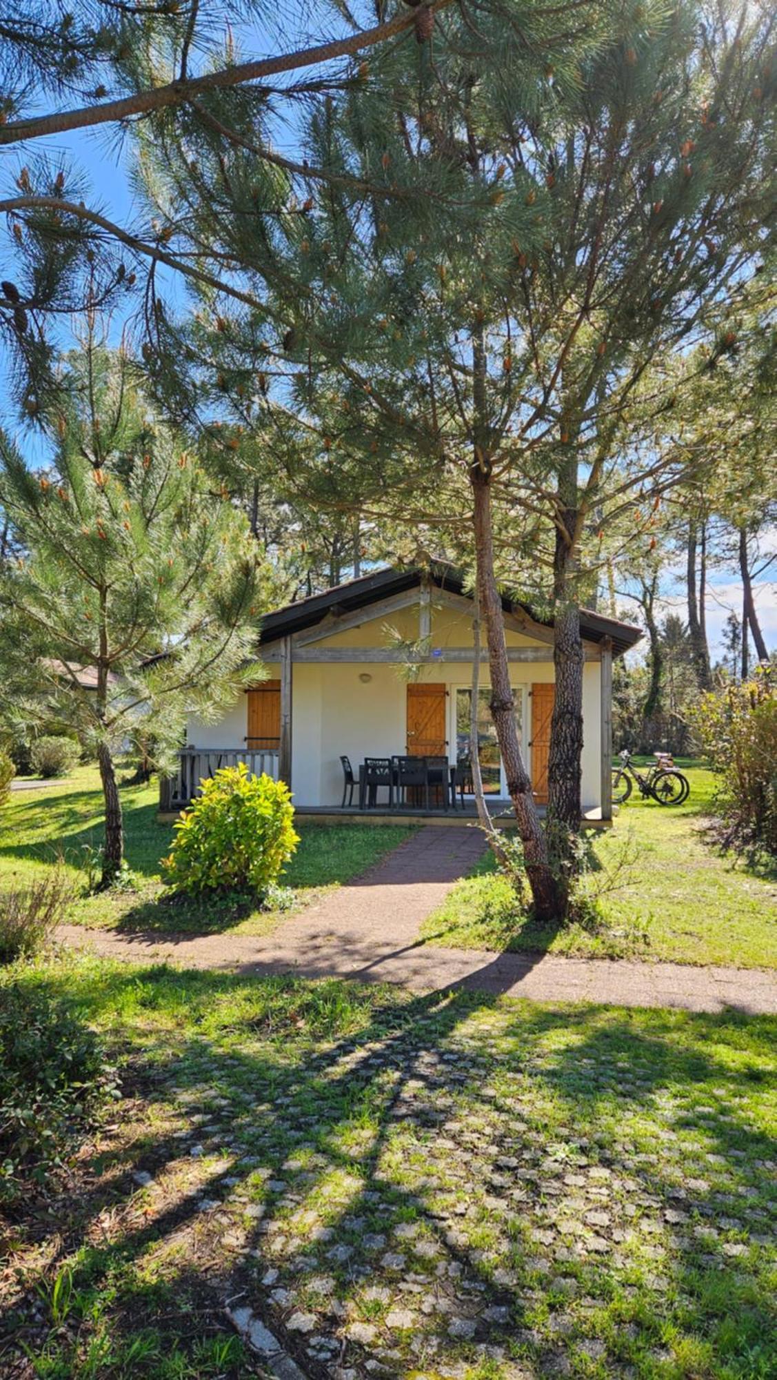 Chalet Paisible A La Plage, Piscine Et Tennis Ondres Exterior foto