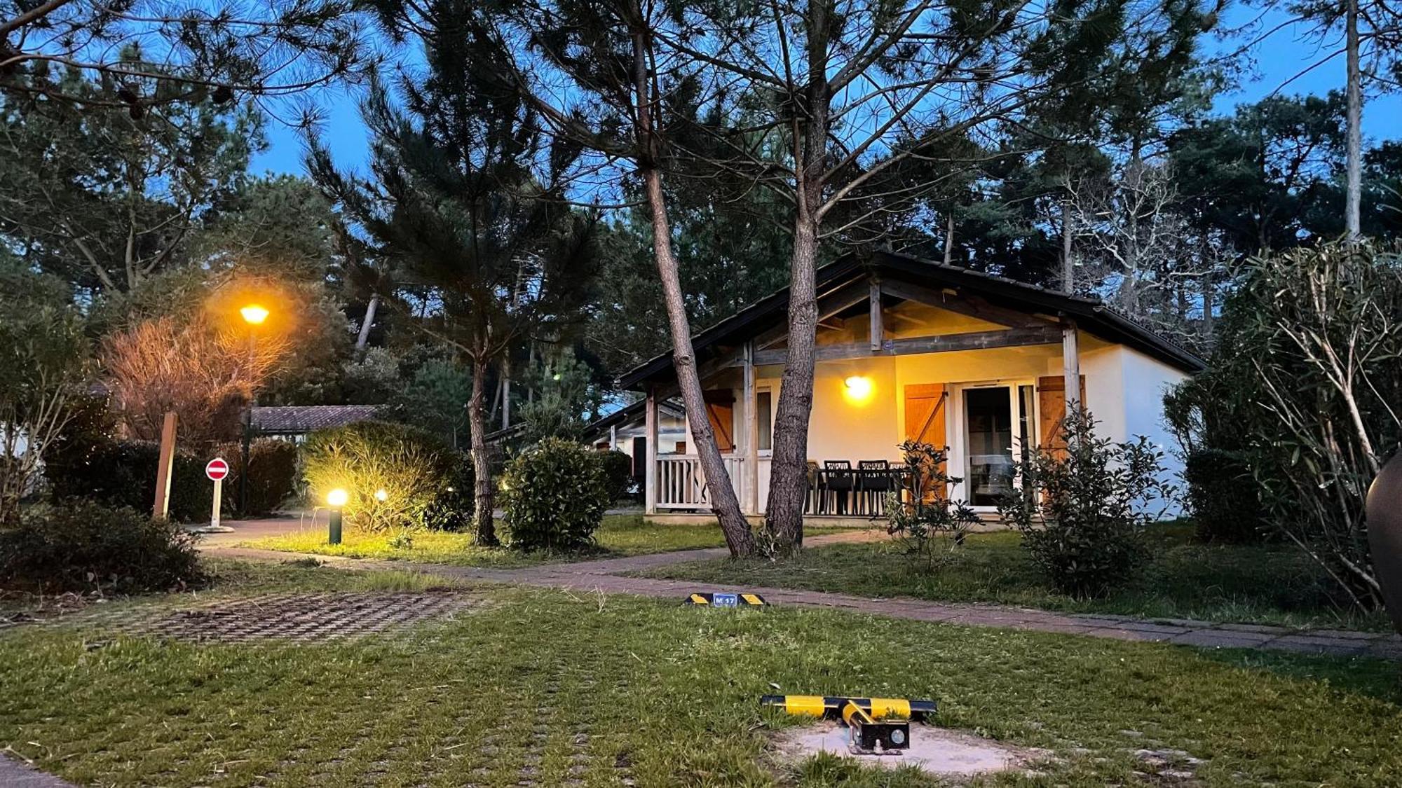 Chalet Paisible A La Plage, Piscine Et Tennis Ondres Exterior foto